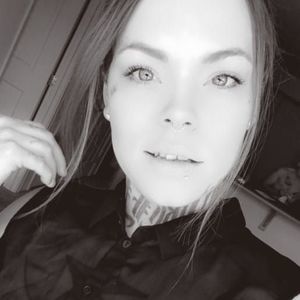 Meet your Posher, Rebekah